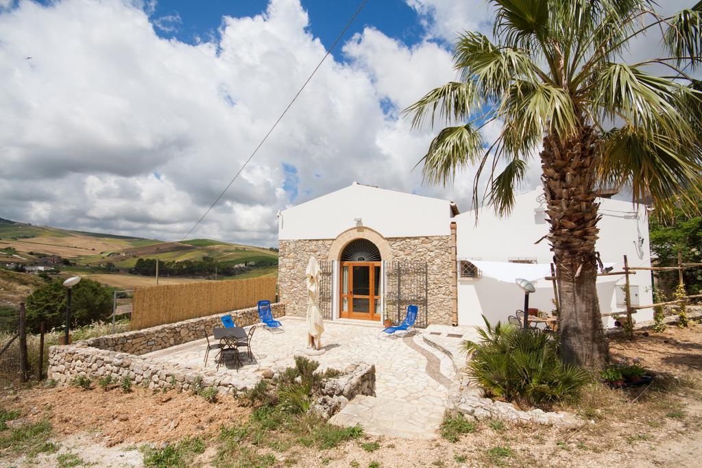 Antico Casale Siciliano Guest House Balata di Baida Luaran gambar