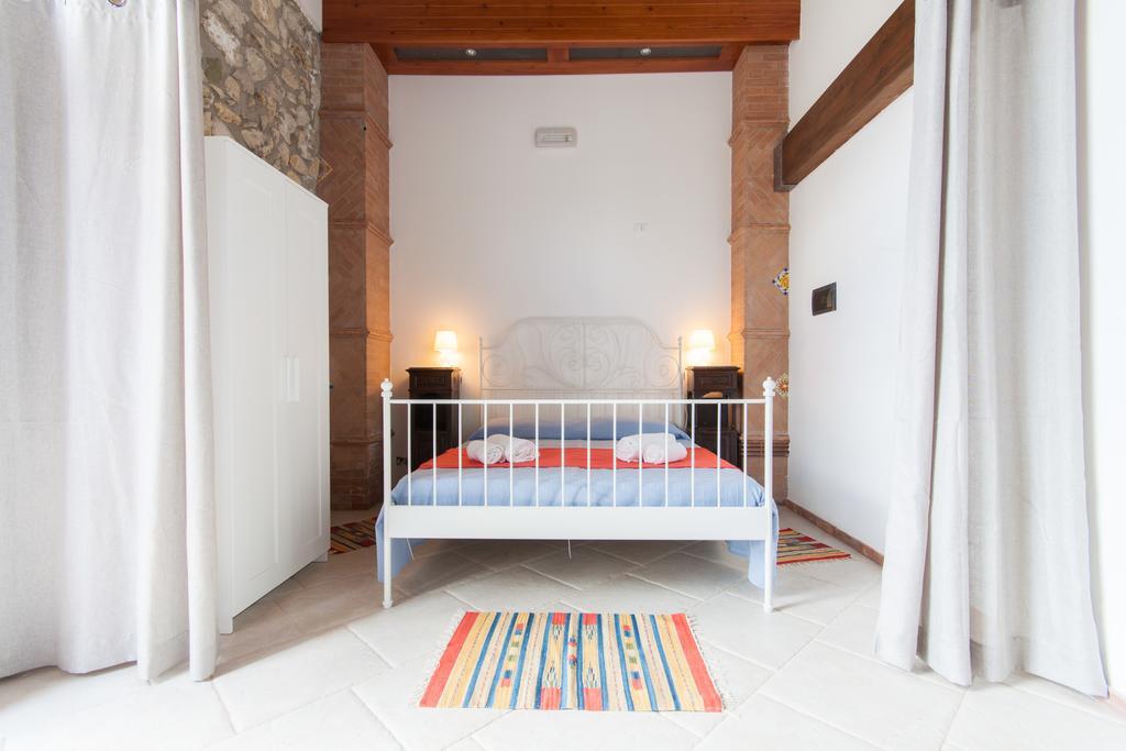 Antico Casale Siciliano Guest House Balata di Baida Luaran gambar